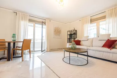 Middle Floor Apartment in Puerto Banús