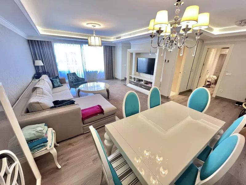 Middle Floor Apartment in Puerto Banús