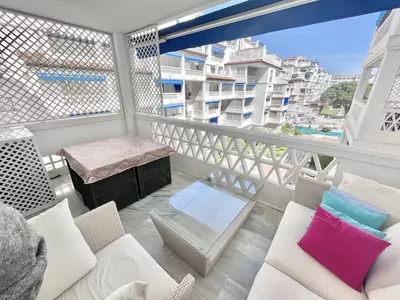 Middle Floor Apartment in Puerto Banús