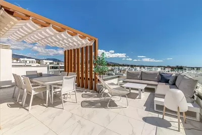 Penthouse Duplex in Bel Air