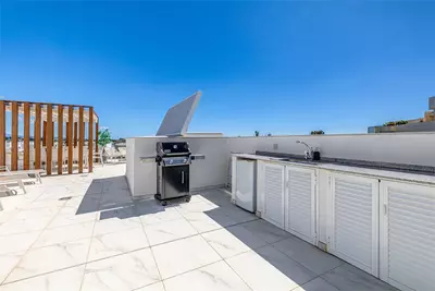 Penthouse Duplex in Bel Air
