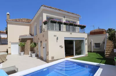 Detached Villa in San Pedro de Alcántara