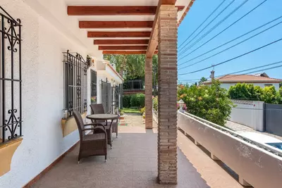 Detached Villa in Nueva Andalucía