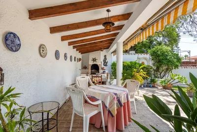 Detached Villa in Nueva Andalucía