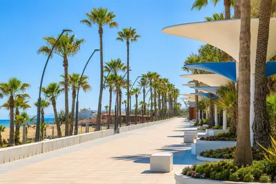 Middle Floor Apartment in Estepona