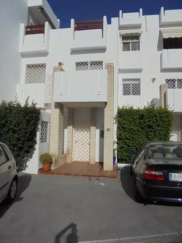 Townhouse in Nueva Andalucía