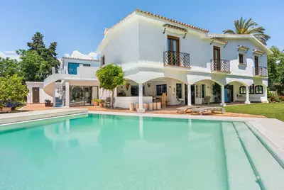 Detached Villa in Guadalmina Baja