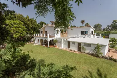 Detached Villa in Guadalmina Baja
