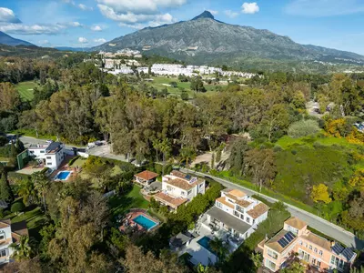Detached Villa in Nueva Andalucía