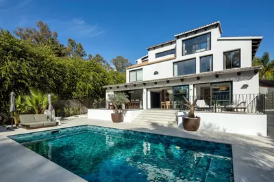 Detached Villa in Nueva Andalucía