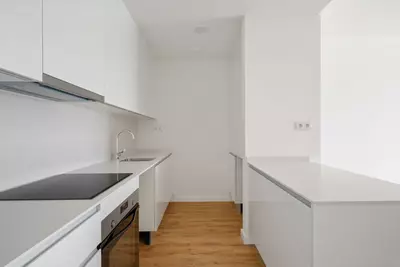 Middle Floor Apartment in Estepona