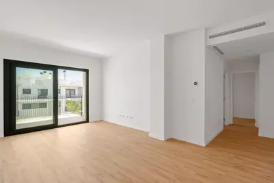 Middle Floor Apartment in Estepona