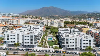 Middle Floor Apartment in Estepona