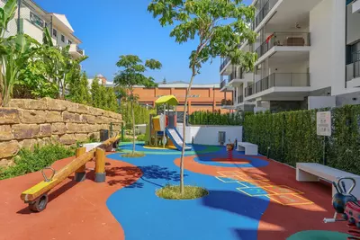 Middle Floor Apartment in Estepona