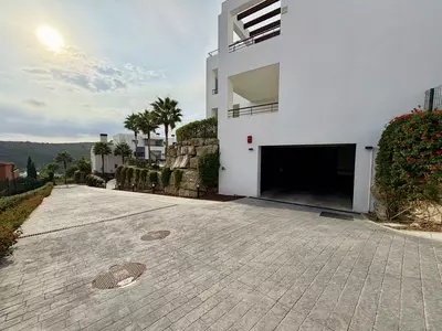 Middle Floor Apartment in Casares