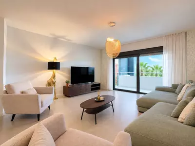 Middle Floor Apartment in Casares