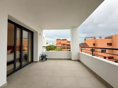 Middle Floor Apartment in Casares