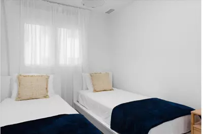 Middle Floor Apartment in Estepona