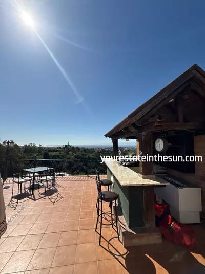 Detached Villa in Benahavís