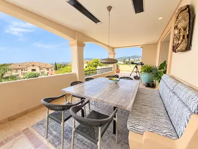 Penthouse in Nueva Andalucía