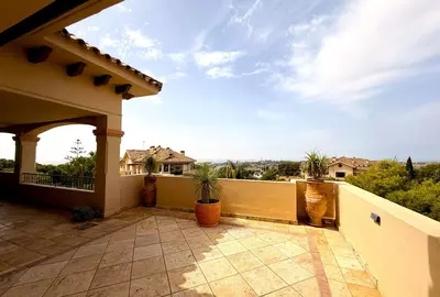 Penthouse in Nueva Andalucía