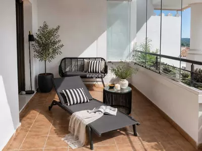 Middle Floor Apartment in Casares
