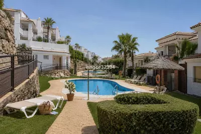 Middle Floor Apartment in Casares