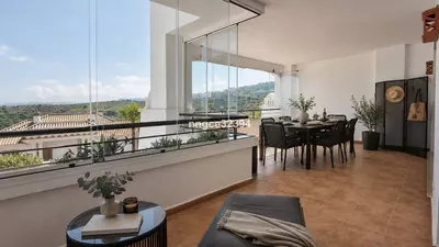 Middle Floor Apartment in Casares