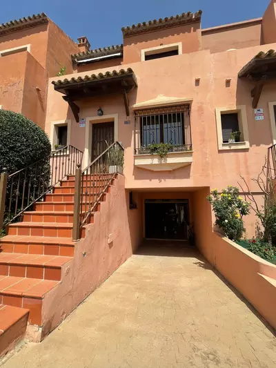 Townhouse in Estepona