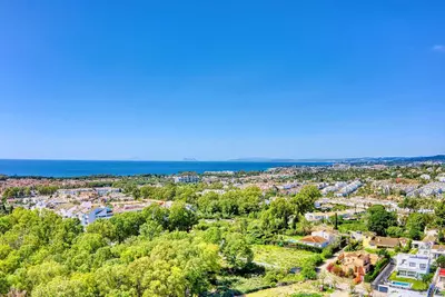 Detached Villa in Estepona