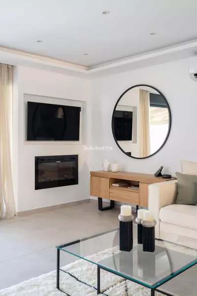 Townhouse in Casares