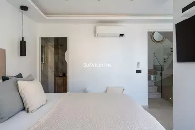 Townhouse in Casares