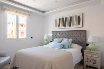 Townhouse in Casares