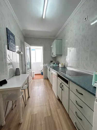 Middle Floor Apartment in Estepona