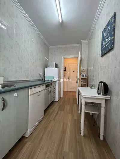 Middle Floor Apartment in Estepona