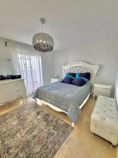 Duplex in Nueva Andalucía