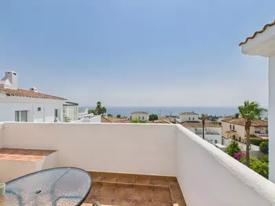 Middle Floor Apartment in Manilva