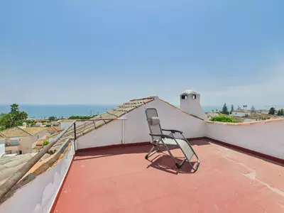 Middle Floor Apartment in Manilva