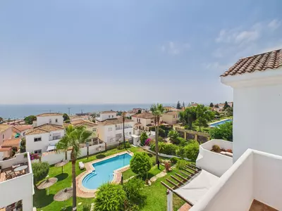 Middle Floor Apartment in Manilva