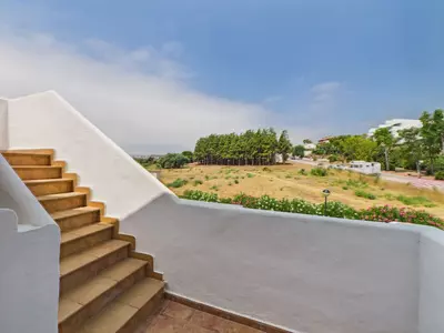 Middle Floor Apartment in Manilva