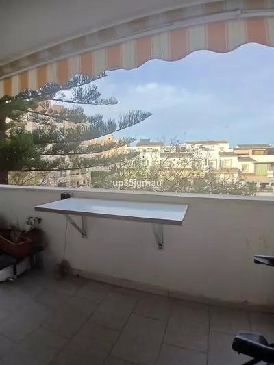 Middle Floor Apartment in Estepona