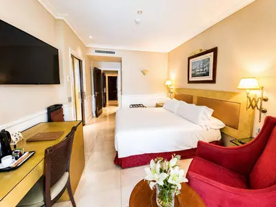 Middle Floor Apartment in Puerto Banús