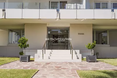 Middle Floor Apartment in Río Real