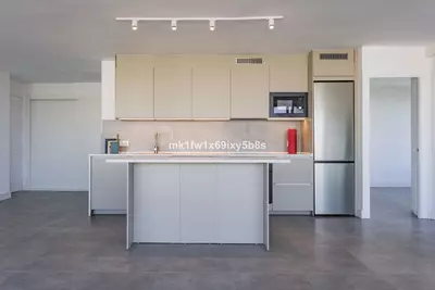 Middle Floor Apartment in Río Real
