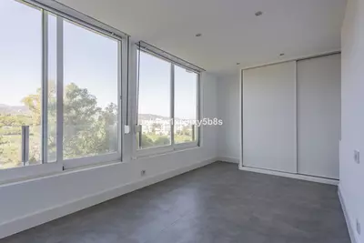 Middle Floor Apartment in Río Real
