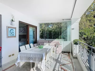 Middle Floor Apartment in Estepona