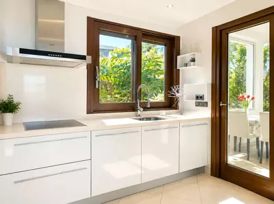 Middle Floor Apartment in Estepona