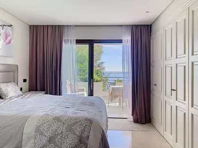 Middle Floor Apartment in Estepona
