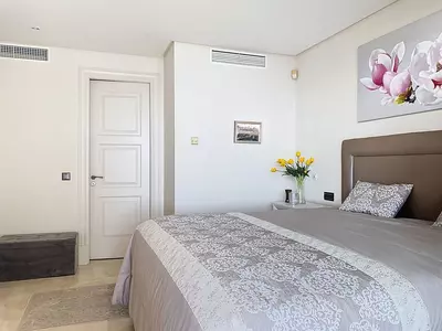 Middle Floor Apartment in Estepona
