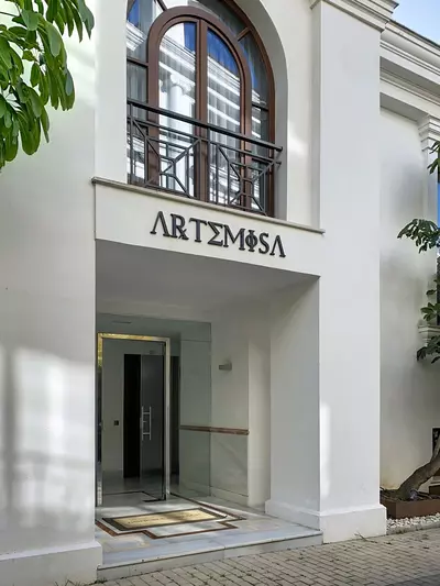 Middle Floor Apartment in Estepona